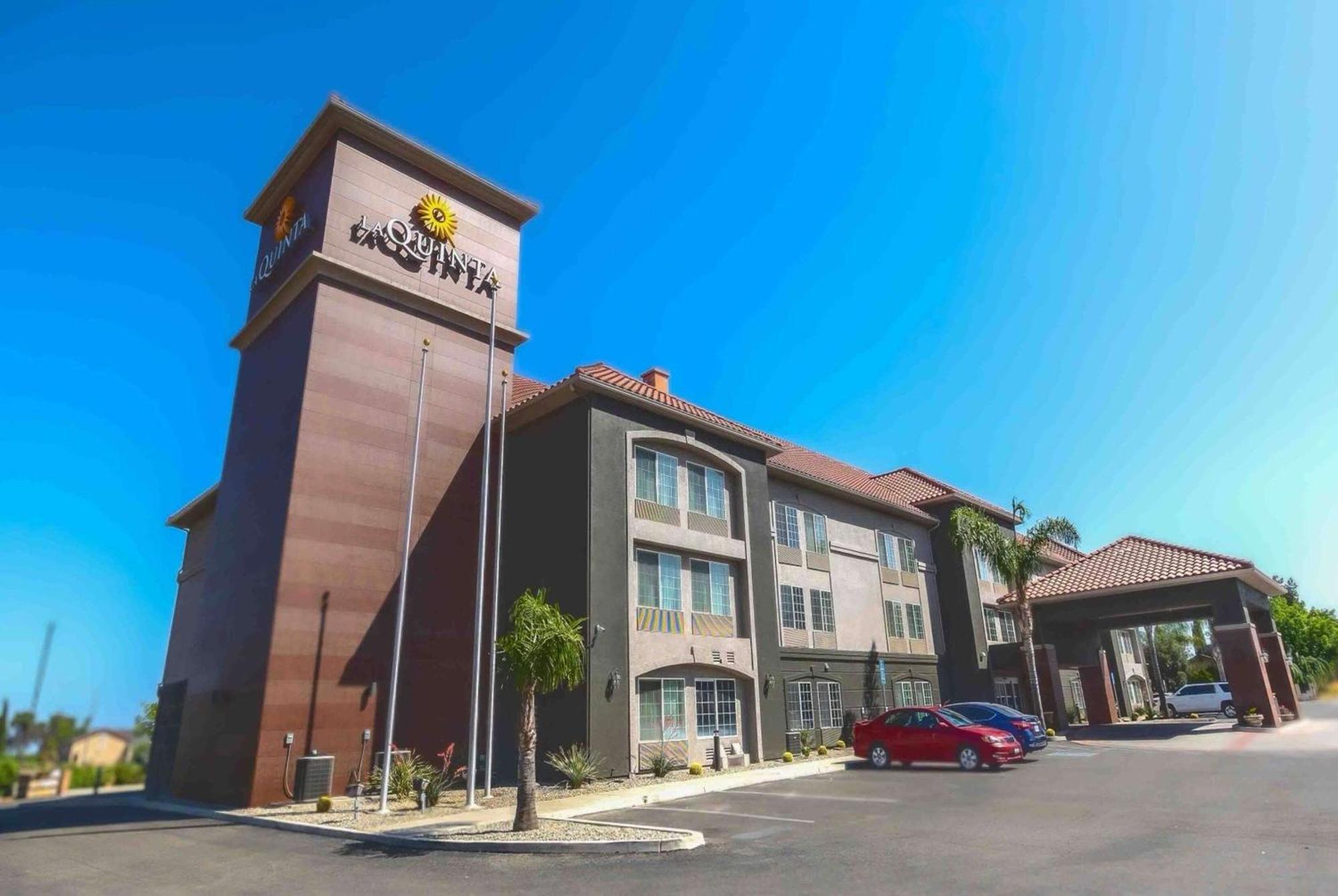 La Quinta By Wyndham Fowler Hotel Exterior foto
